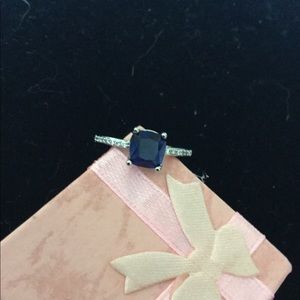 9.25 Sterling silver sapphire blue and white ring